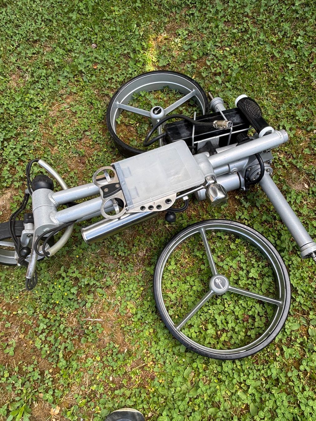 Chariots: Golf Trolley, Golfomania Easy Drive – D'occasion à Schaffhausen par pbrunos1 4
