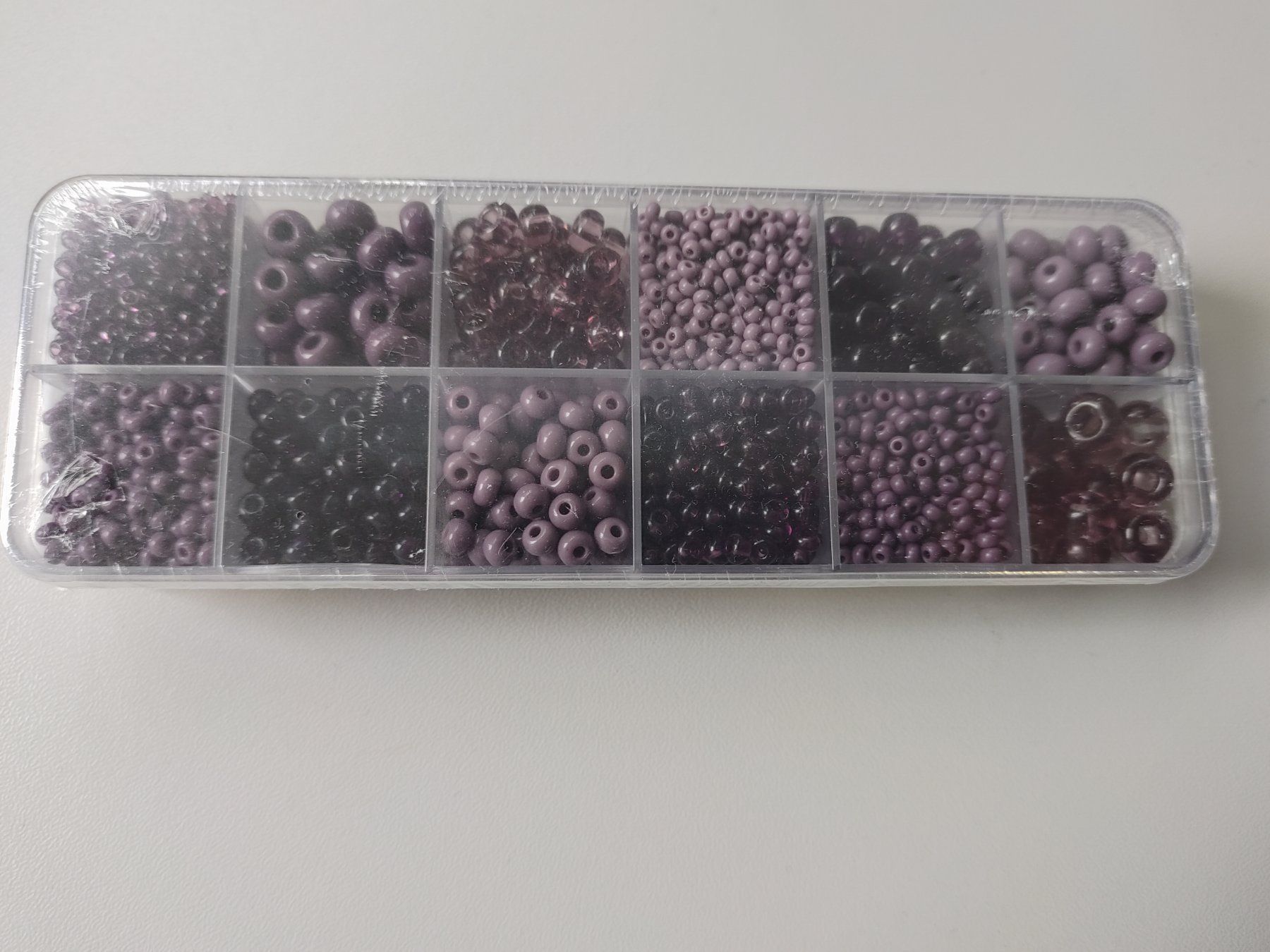 Perle (finte): Preciosa Glasperlen Perles Set Lila Violett-Mix Sortierbox – Nuovo e nell'imballaggio originale da Thalwil venduto da ersteigerer