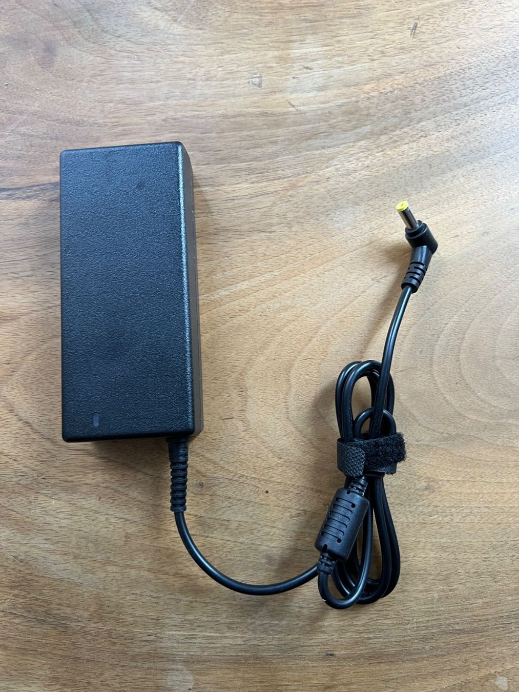 Chargeur: Laptronix Ladekabel – D'occasion à Ringgenberg BE par Republic_Of_Gamers 1
