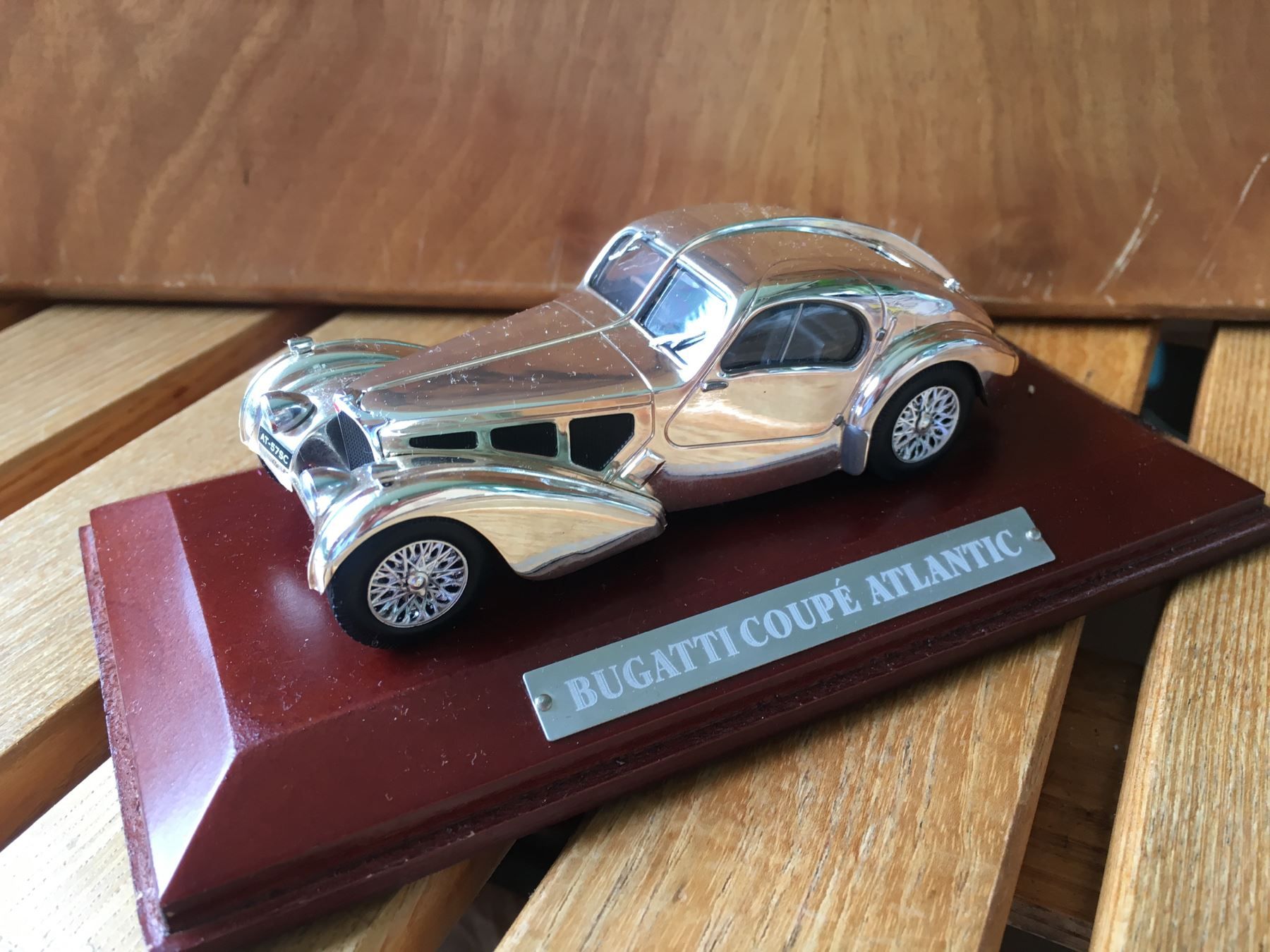 Bugatti Modellautos: Bugatti Coupe Atlantic 1-43 Silver Cars – Neu (gemäss Beschreibung) aus Kerzers von tisyayasuBE 5
