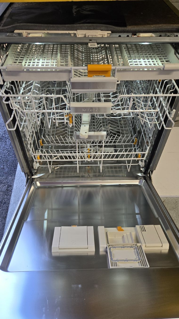 Geschirrspüler: Geschirrspüler Miele G 15830-60 SCi – Gebraucht aus Rümlang von Idre 4