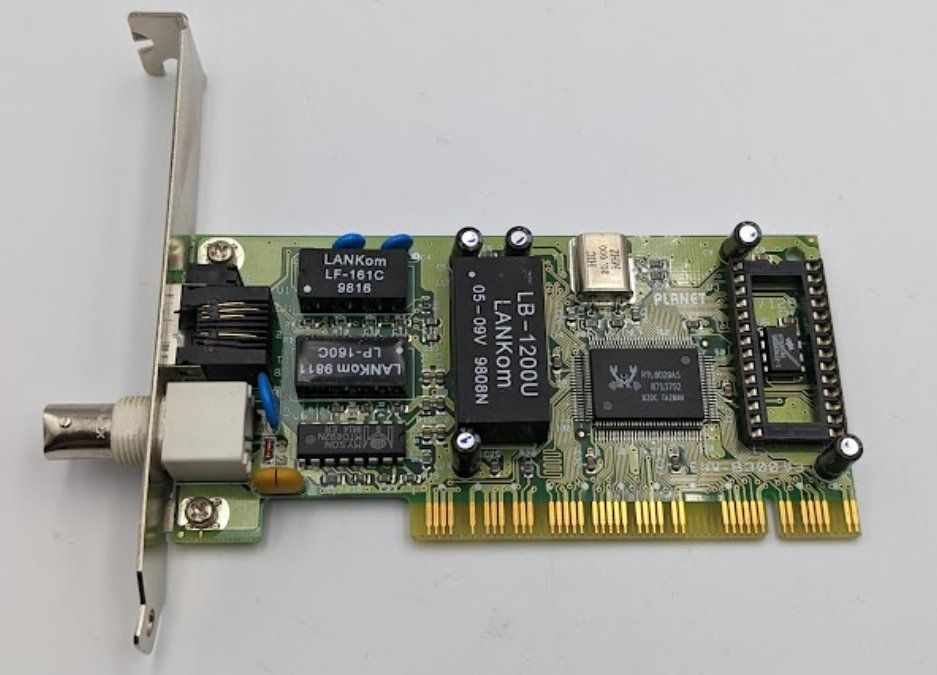Lecteurs & Adaptateurs: PCI Netzwerkkarte RJ45 BNC Retro – D'occasion à Bad Ragaz par MR_BR 1