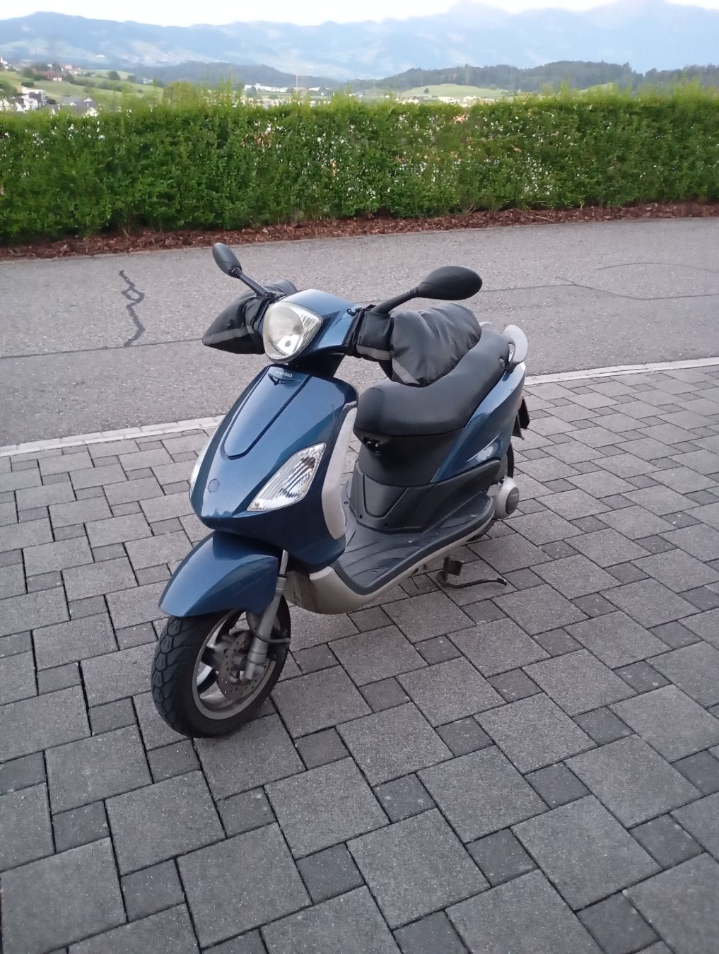 Piaggio Route: Piaggio Fly 125 mit MFK – D'occasion à Eschenbach SG par manu-sonnenschein