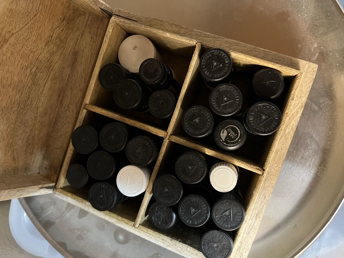Oli essenziali: Ätherische Öle Set diverse Sorten gebraucht – Usato da Buchs SG venduto da annaschmuckwerk 2
