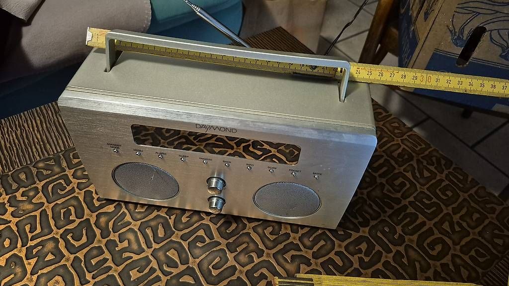 Radios: Radio – Gebraucht aus Bevaix von gig_79v5 1