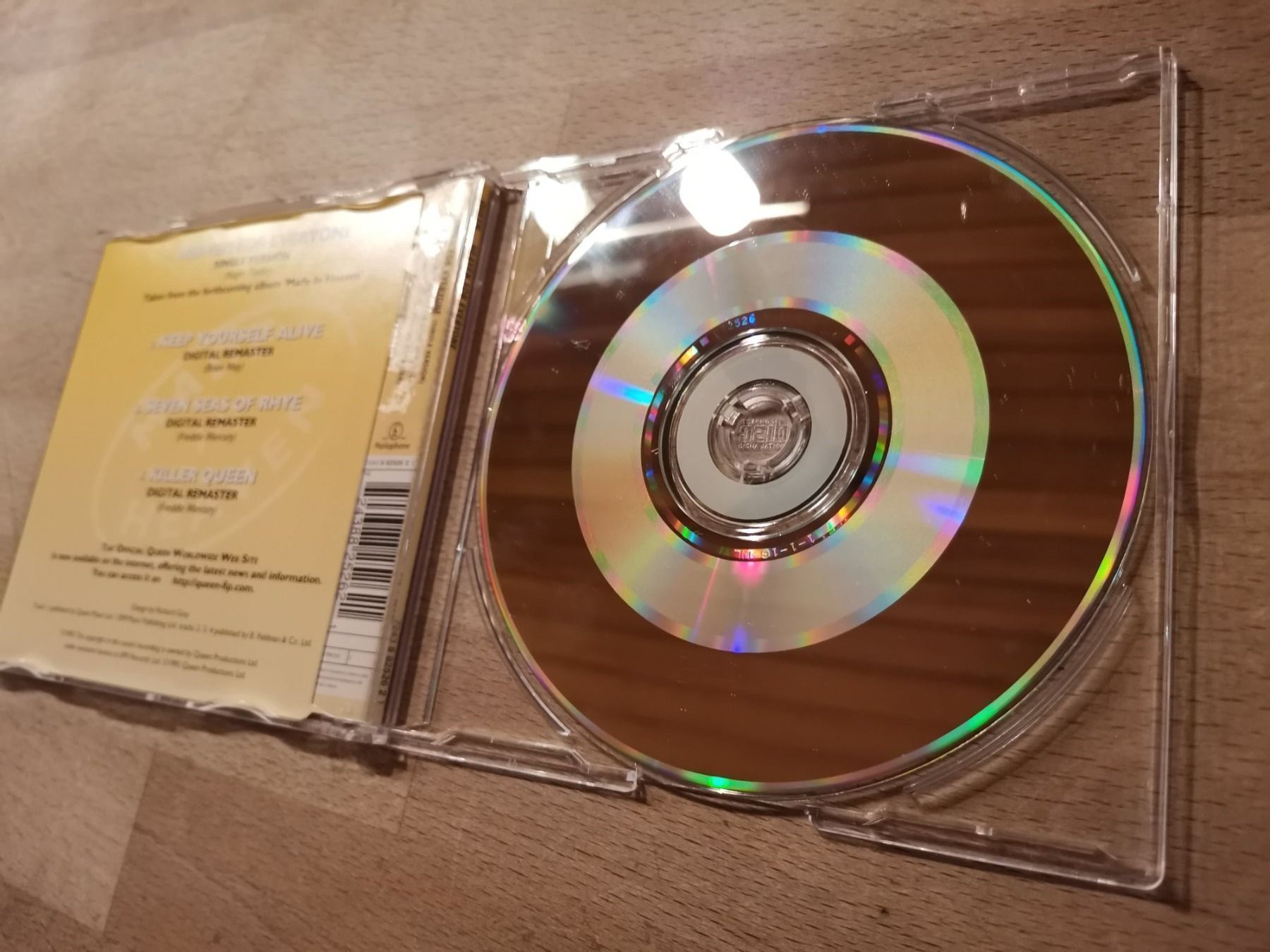 CDs: Queen - Heaven for everyone – Gebraucht aus Biel / Bienne von Music74 2