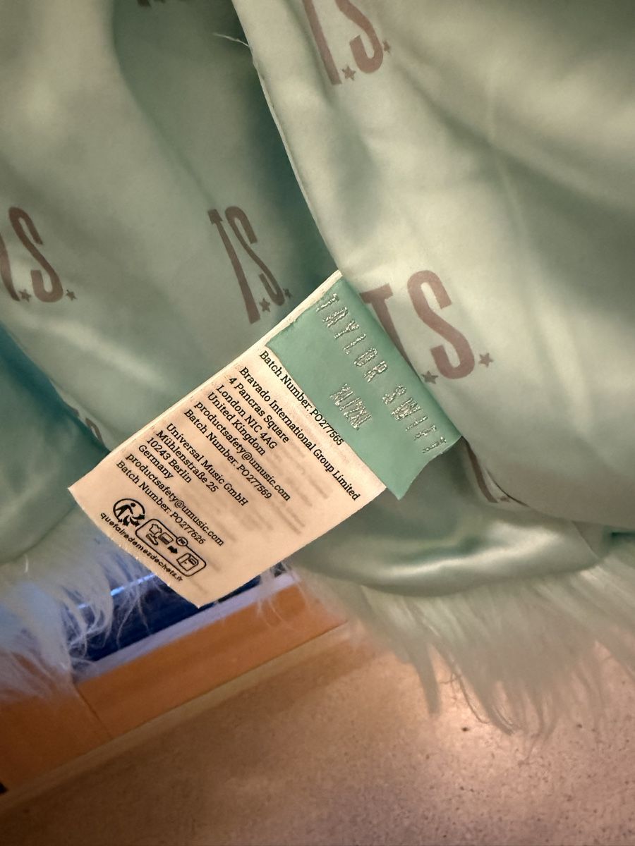 Cappotti: Taylor Swift Fur Coat Mint – Nuovo e nell'imballaggio originale da Wittnau venduto da JuStTinTin 2