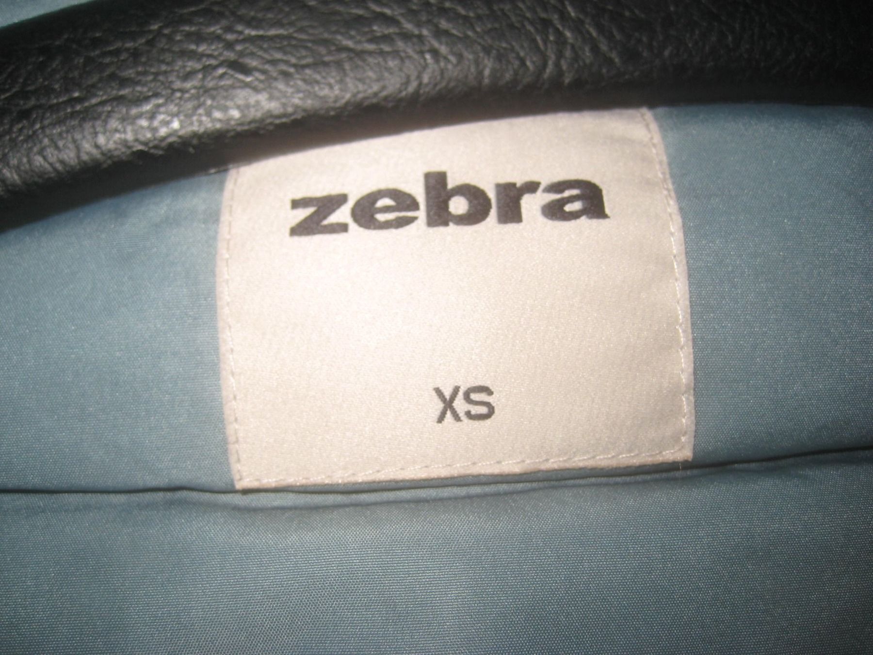 Zebra Giacche: DAMEN STEPPJACKE  MIT KAPUTZE – Usato da Uster venduto da flocke1 2