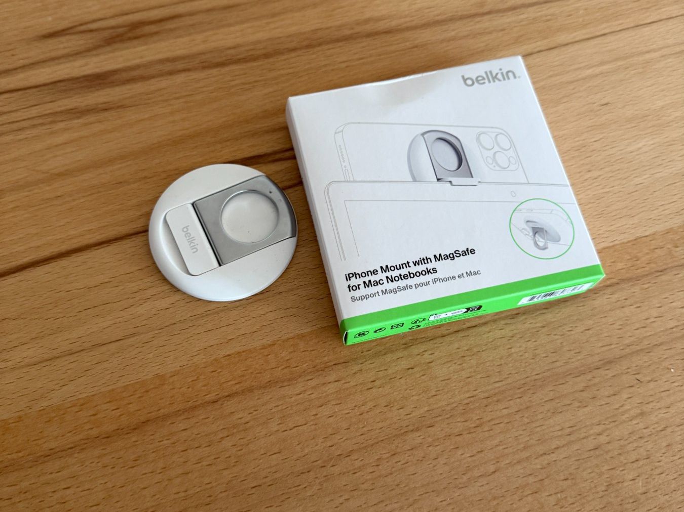 Belkin Staffe: iPhone Halterung Magsafe f.Macbooks - MAC continutity camera – Usato da Nürensdorf venduto da chr_pbl7 1