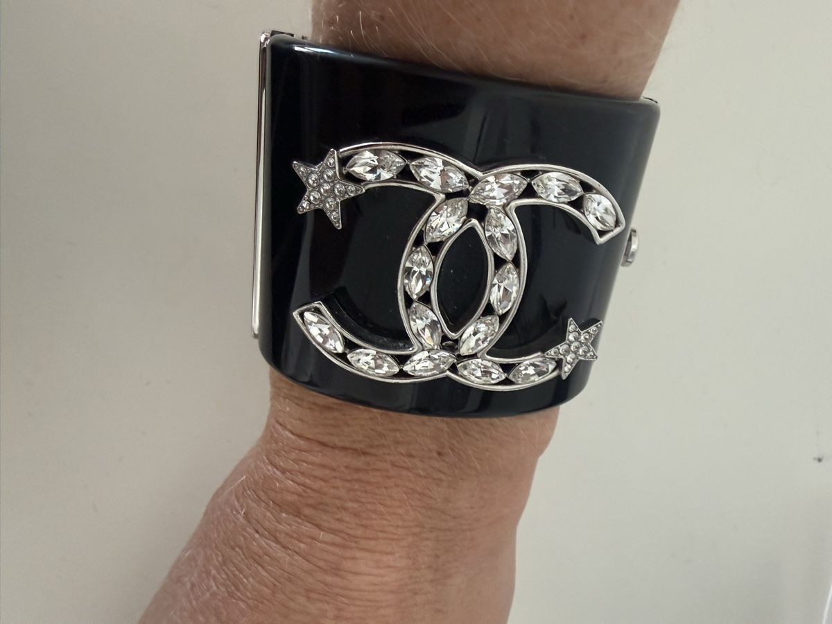 Chanel Bracciali & Braccialetti: Original Chanel Cc Armreif fullset mit Rg – Usato da Wallisellen venduto da Aboutfashion 4