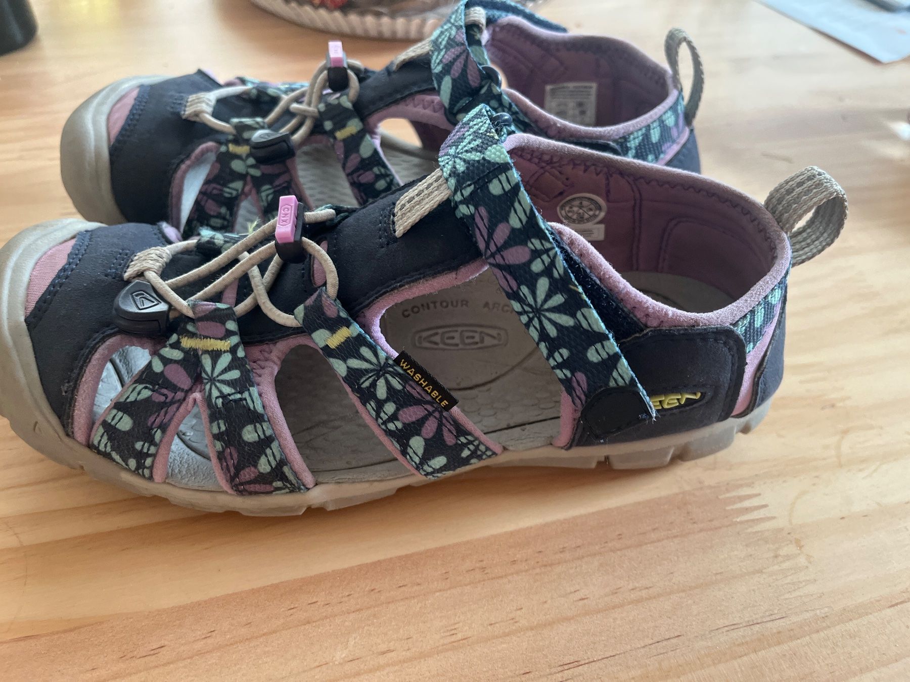 Keen Schuhe für Mädchen: Sandalen grösse 36 – Gebraucht aus Liestal von DanielleFasel 1