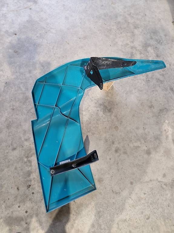 Accessori per altri veicoli: MAN TGX Luftleitbleche / Windabweiser Komplettsatz  – Usato da Endingen venduto da Volvo2211 3