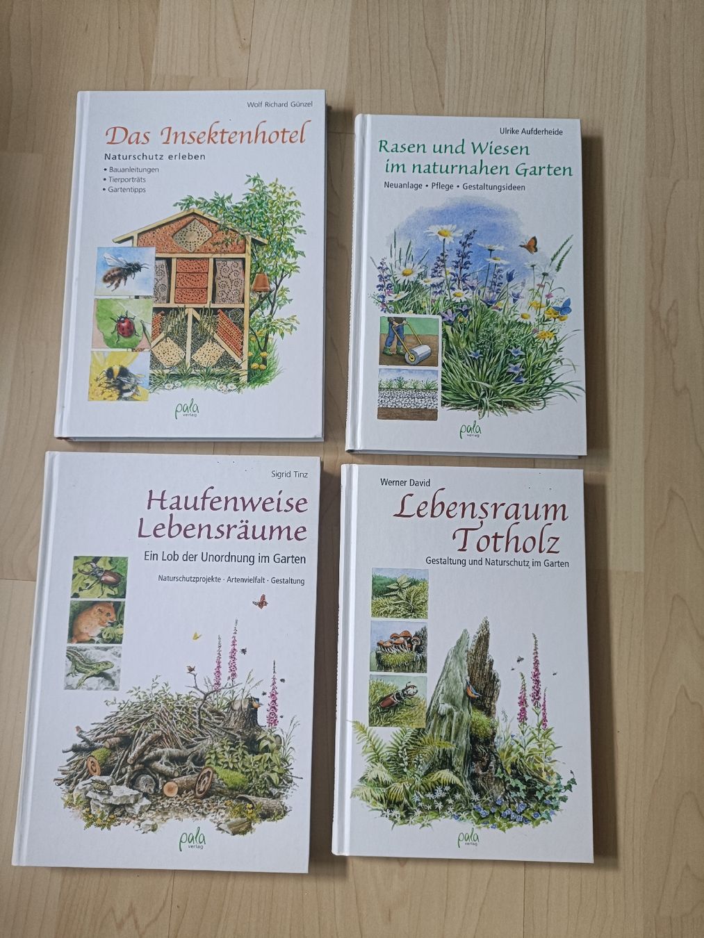 Libri: Bücher Naturgarten – Nuovo (secondo la descrizione) da Schmerikon venduto da mrtl