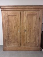 2 türiger Schrank antik