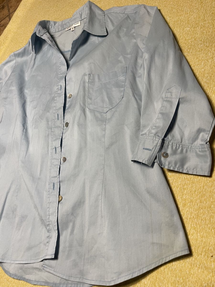 Gérard Darel Camicette: Gerard Darel camicia di cotone satinato azzurro tg. 40, – Nuovo (secondo la descrizione) da Gordevio venduto da LanaZimm 2