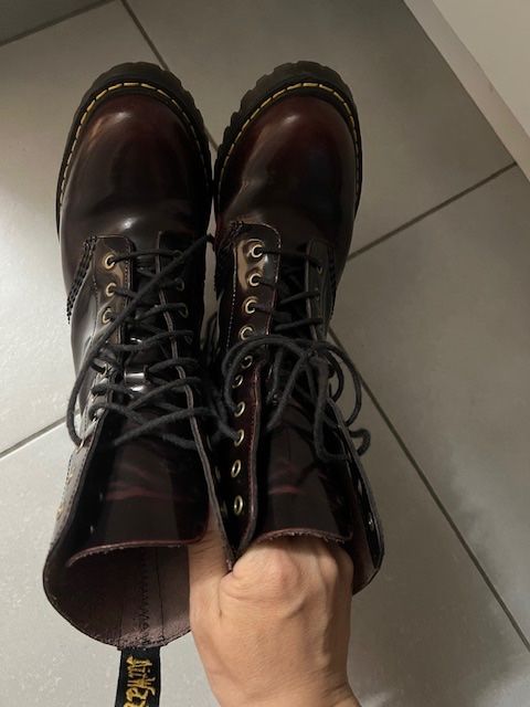 Dr. Martens Scarpe da donna: Dr. Marten Stiefel. Gr 37 dunklerots Leder – Nuovo (secondo la descrizione) da Neerach venduto da romiping 4