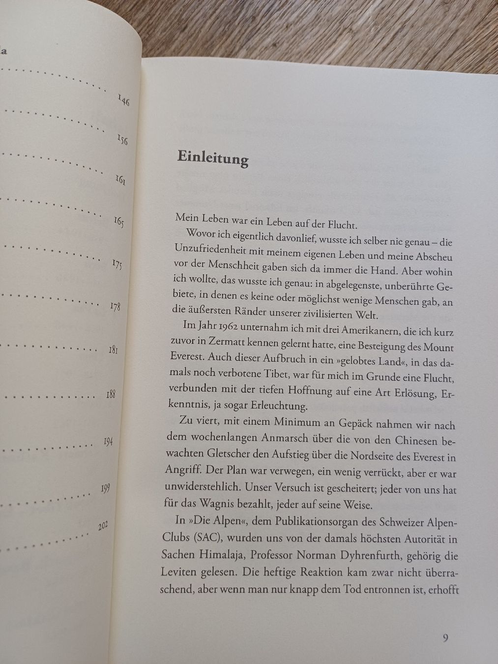 Libri: Buch Illegal am Everest von Hans-Peter Duttle – Nuovo (secondo la descrizione) da Bern venduto da rikivip 6