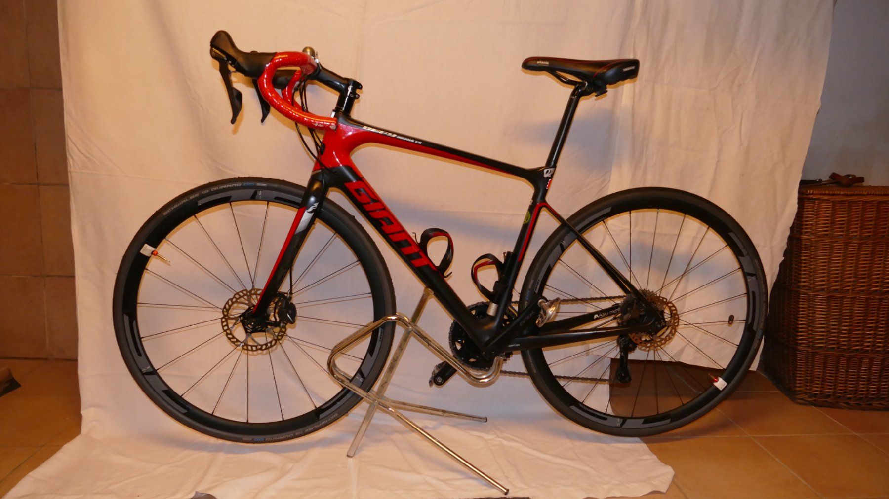 Giant Velos: GIANT Defy Advanced Pro 1 – Gebraucht aus Reutlingen/Winterthur von Duekpr