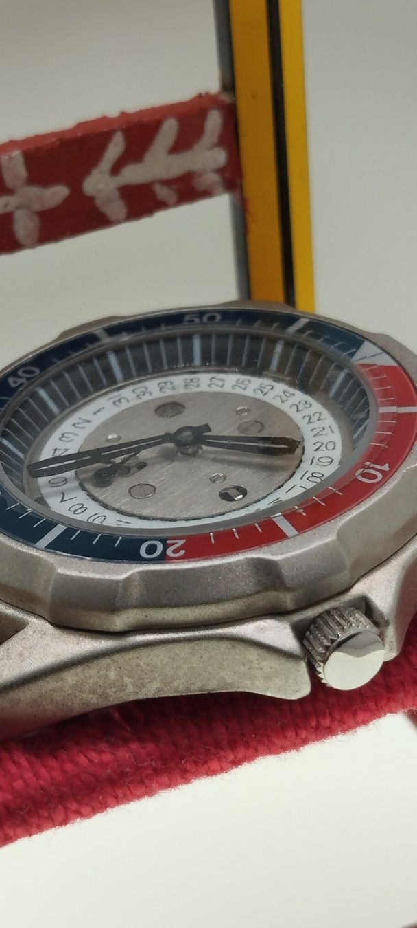 Orologi: Montre récupération automatique – Usato da La Chaux-de-Fonds venduto da jac_9llg 4