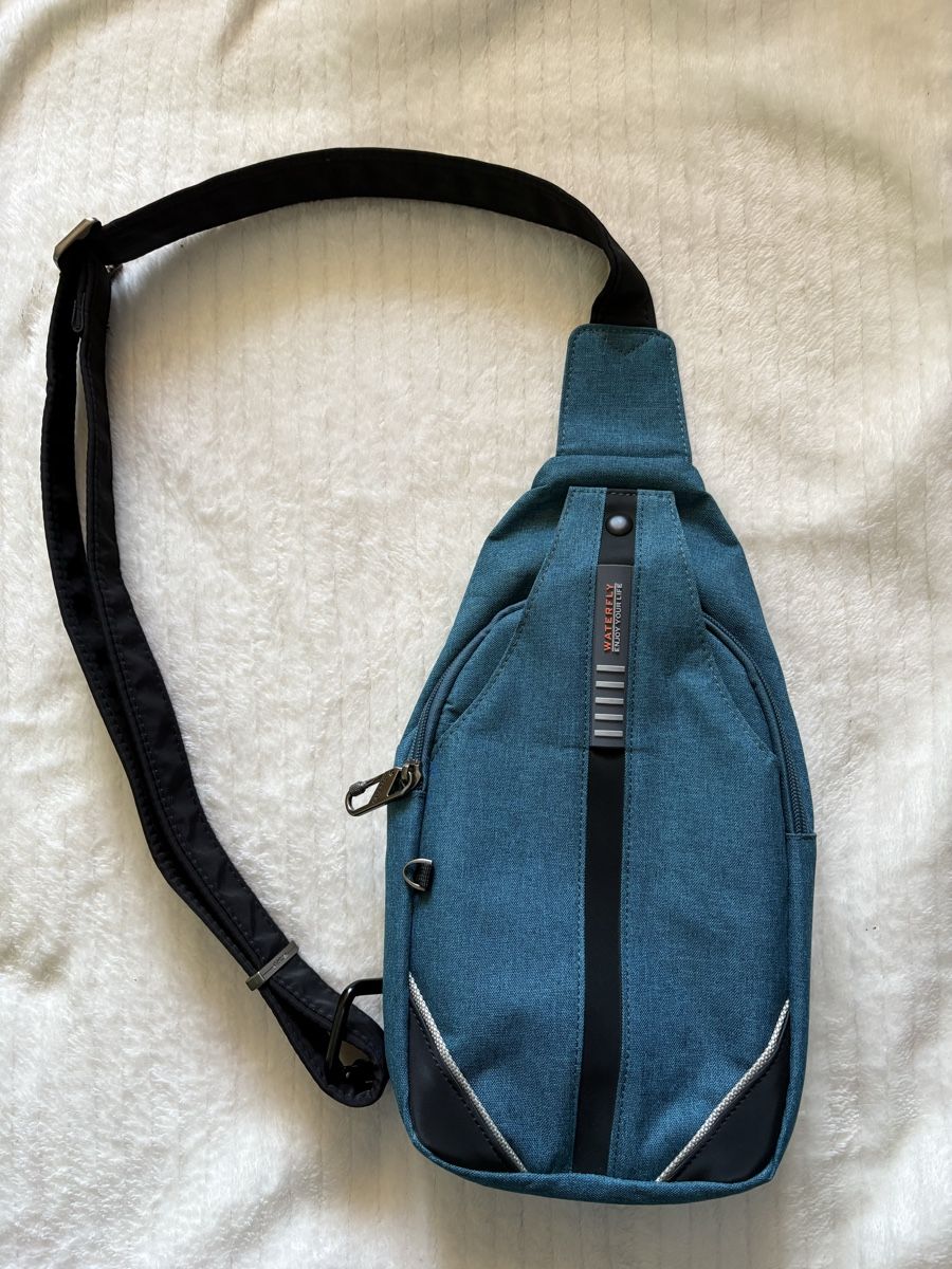 Sacs à dos: Sling bag – D'occasion à Leysin par Mawaki