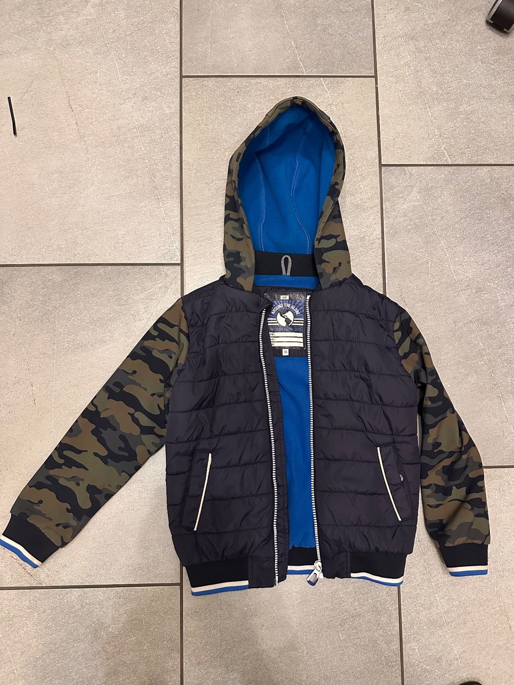 We Giacche & Cappotti: Softshelljacke WE Grösse 122/128 – Übergangsjacke – Usato da Illnau venduto da Xanny777 4