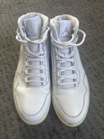 Air Jordan Executive White