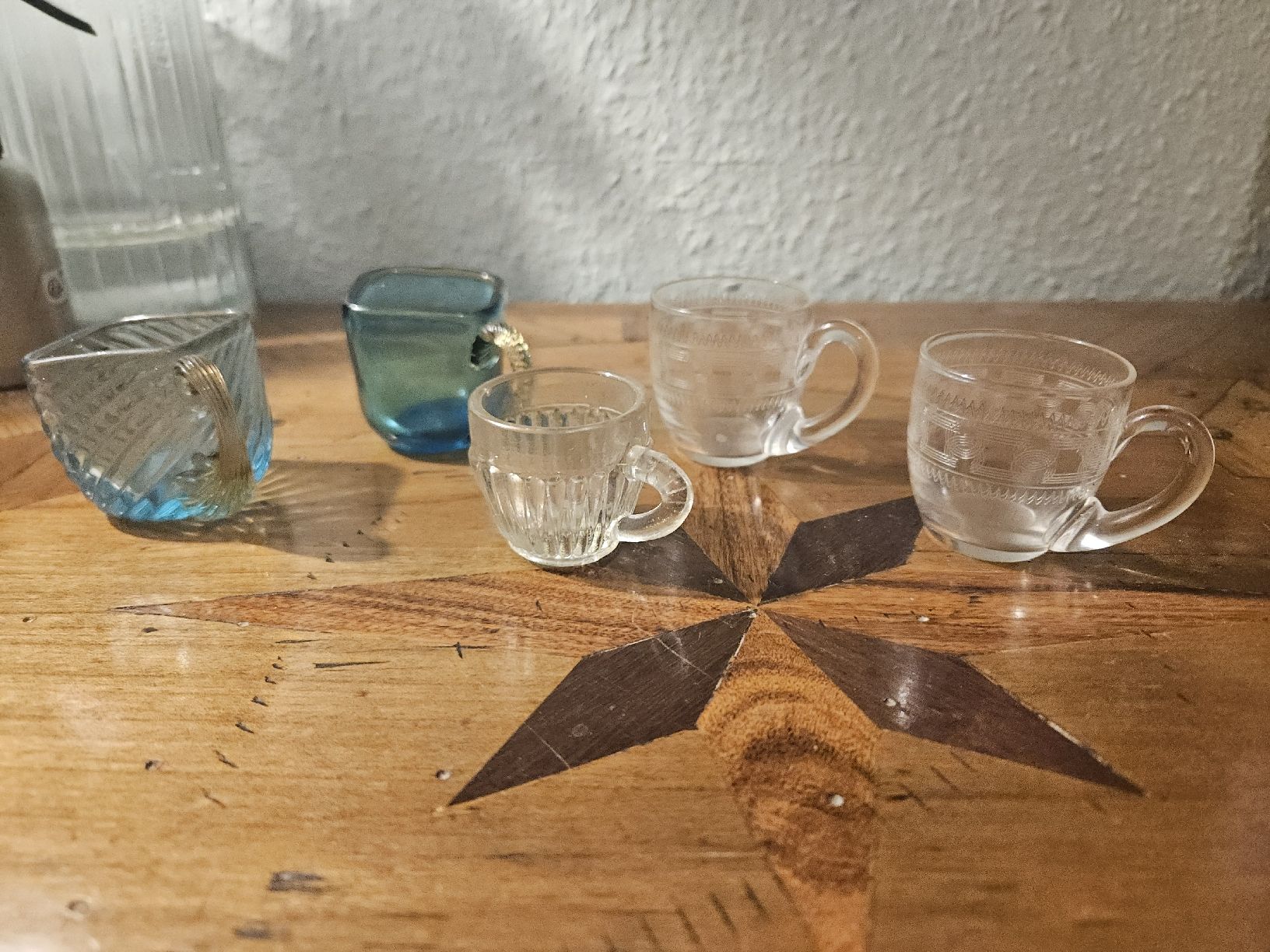 Bicchieri: 5 verres à liqueur circa1890 – Usato da Thônex venduto da lacomtessedesfees