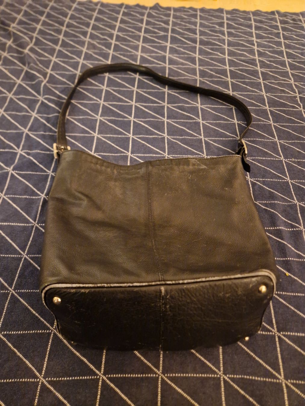 Maddison Borse da donna: Maddison Leder Handtasche schwarz – Usato da MUEHLAU venduto da ibo_5c7d 1