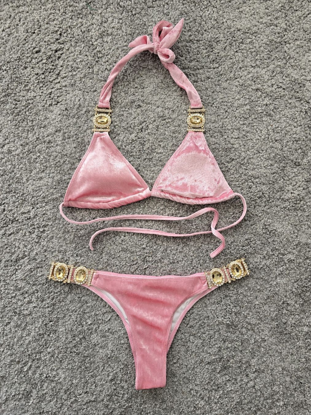 Costumi da bagno & Bikini: Bikini pink Samt Grösse M neu mit Steinen – Nuovo (secondo la descrizione) da Dietikon venduto da Kaska2020