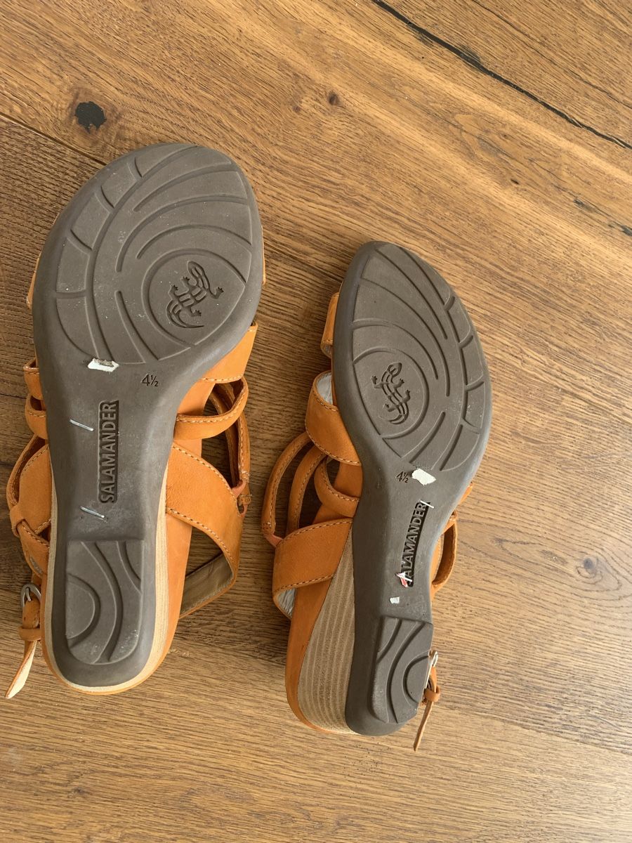 Scarpe da donna: Sandalen Salamander – Usato da Aathal-Seegräben venduto da Squiki 1