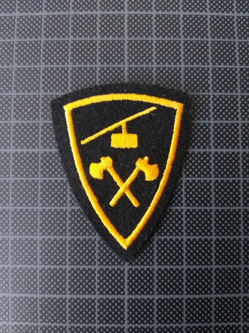 Placchette & Badge: Fliegerseilbahnsoldat Ord. 1995 – Nuovo (secondo la descrizione) da Bauma venduto da SwissMilitaria