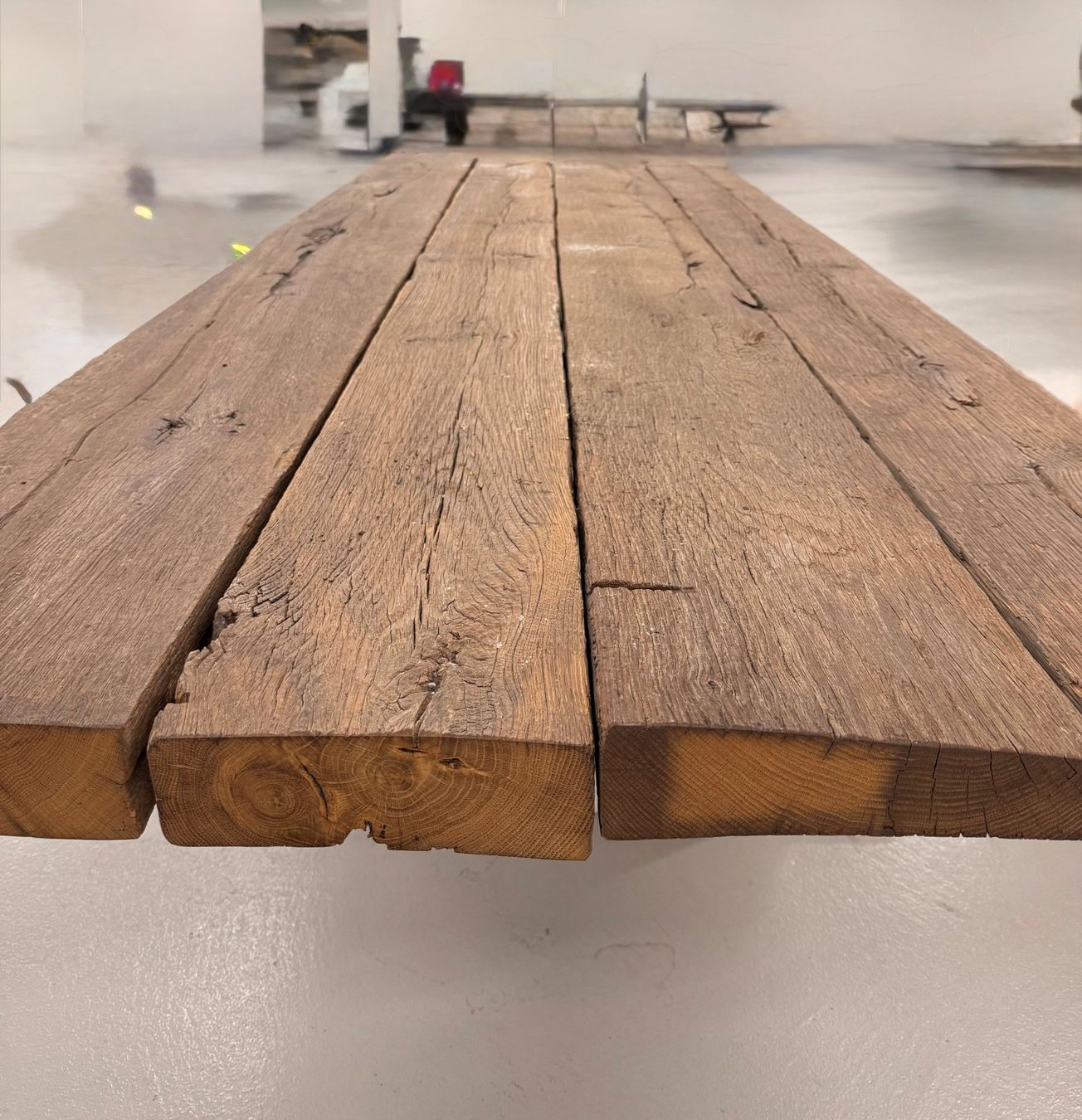 Tavoli: Massiver Tisch aus uraltem Holz – Usato da Zürich venduto da Autocity