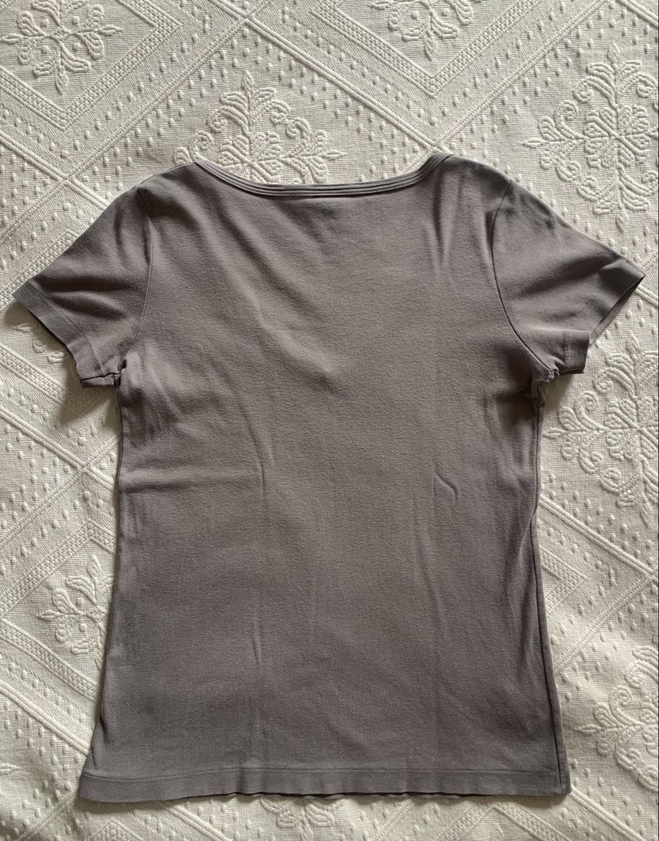 Petit Bateau T-Shirts: Graues T-Shirt von Petit Bateau – Gebraucht aus Zürich von p_q7q_nichtraucher 3