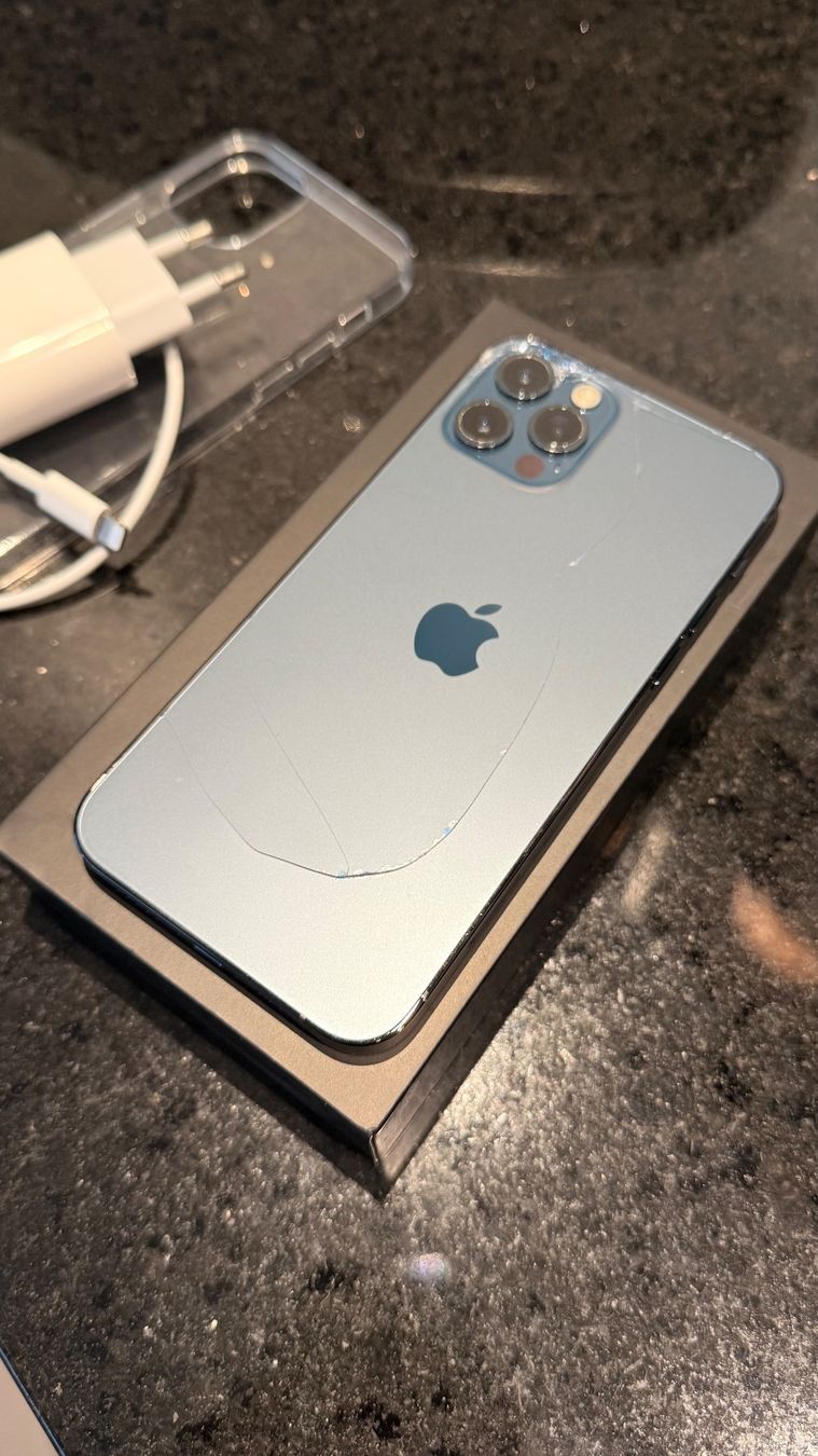 Apple Telefoni cellulari / Smartphones: iPhone 12 Pro, 128 GB, Pazifikblau – Usato da Rapperswil SG venduto da Tinli02 2