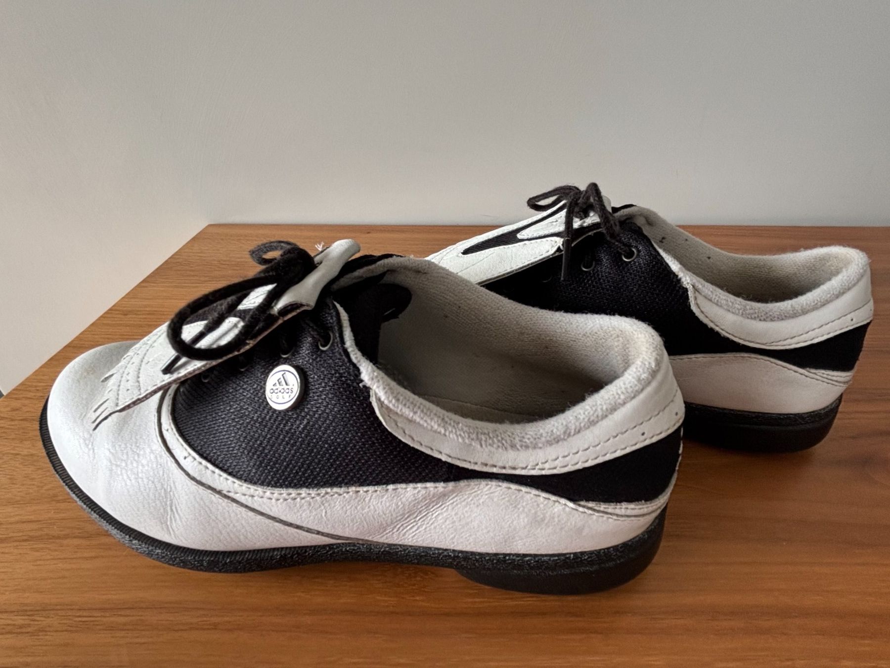 Adidas Scarpe da donna: Golfschuhe Adidas Grösse 38 – Usato da Laax GR venduto da wil_66wq