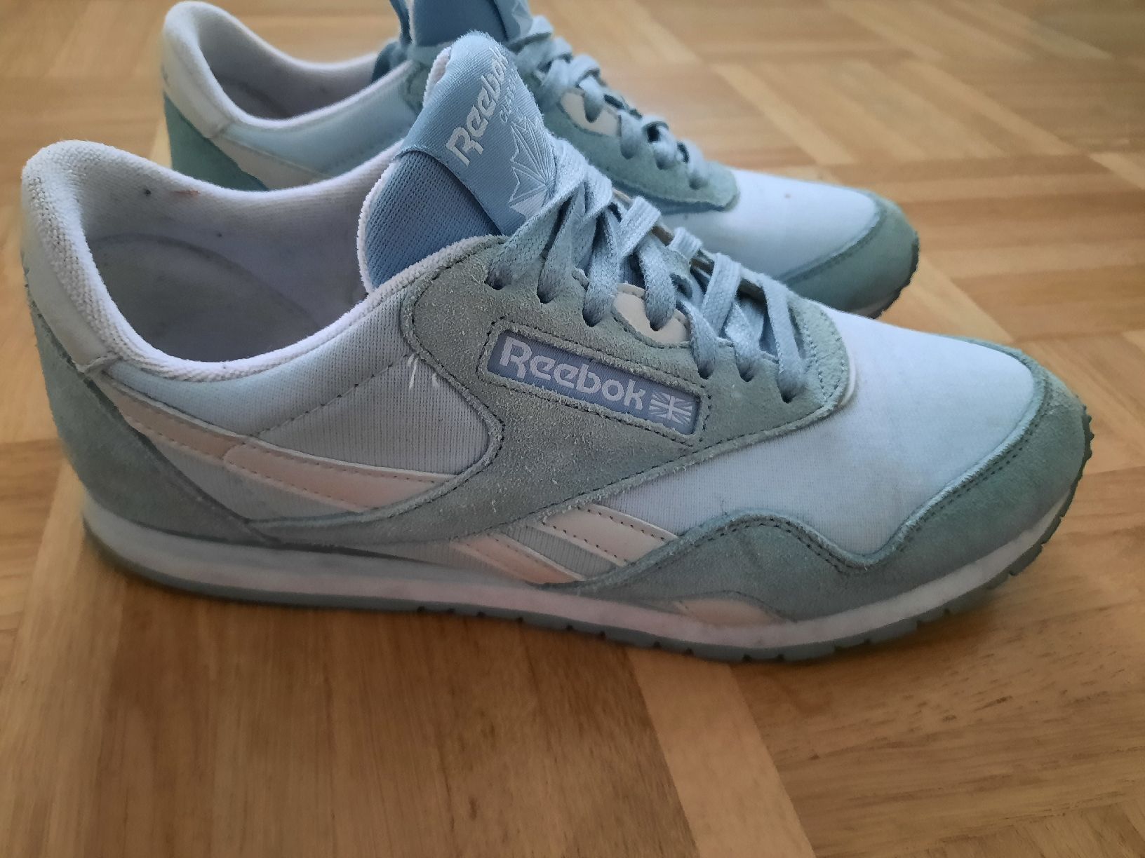 Reebok Scarpe da uomo: Reebok Classic Schuhe, hellblau, Grösse 38 – Usato da Ettingen venduto da Guggerin 1