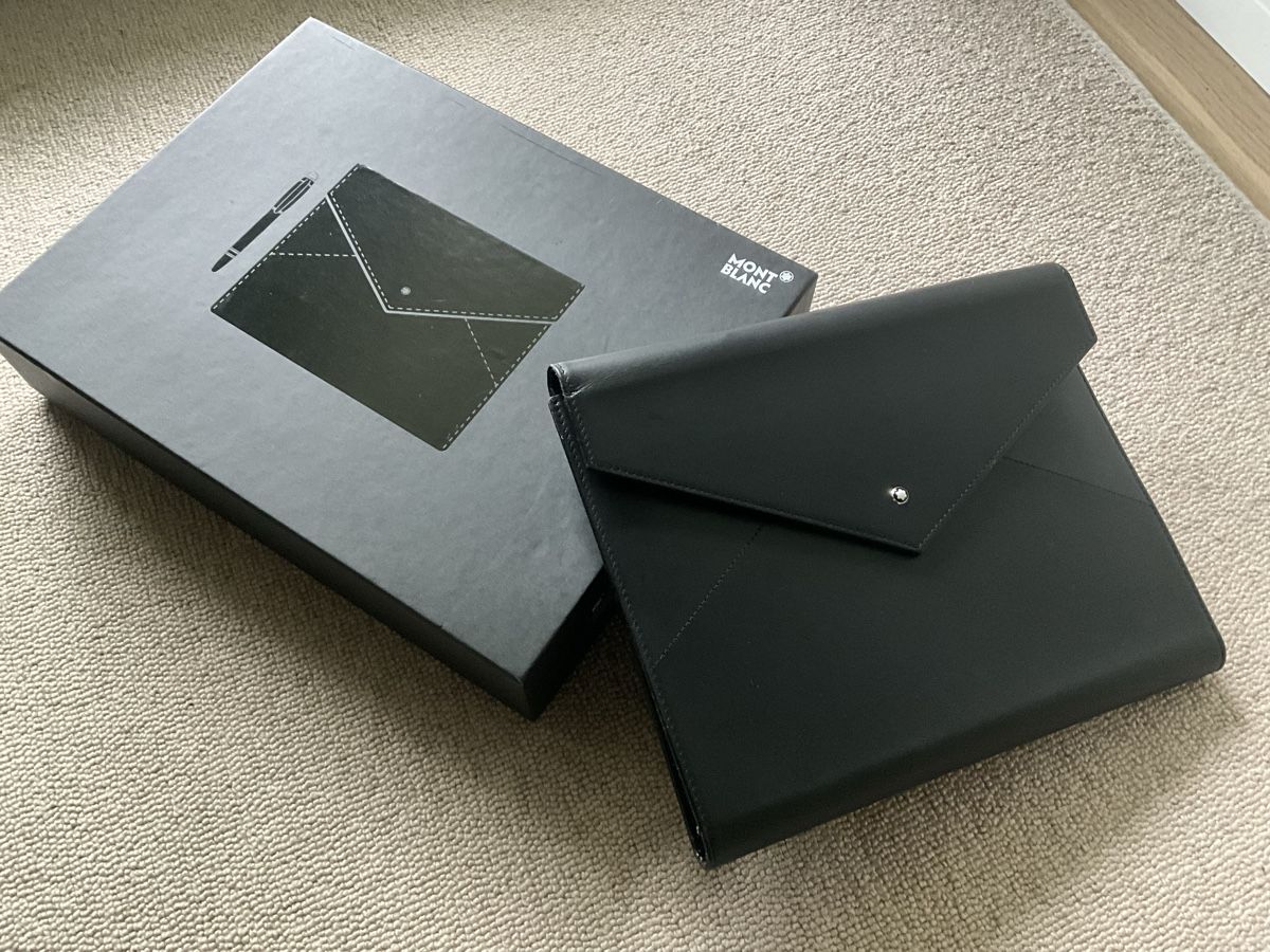 Covers & Borse: Montblanc  I Pad Case, – Usato da Seon venduto da Trail