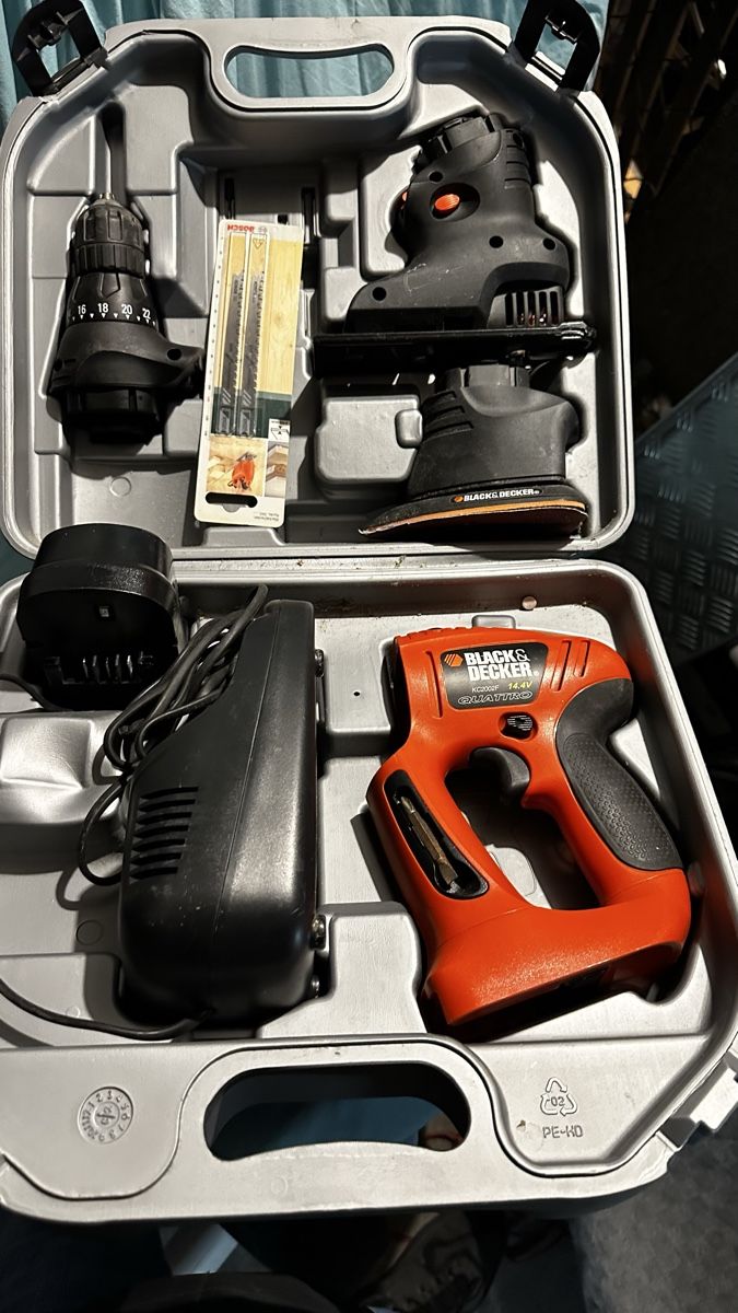 Perceuses: Black & Decker Quattro – Défectueux à Lostorf par Rebuli