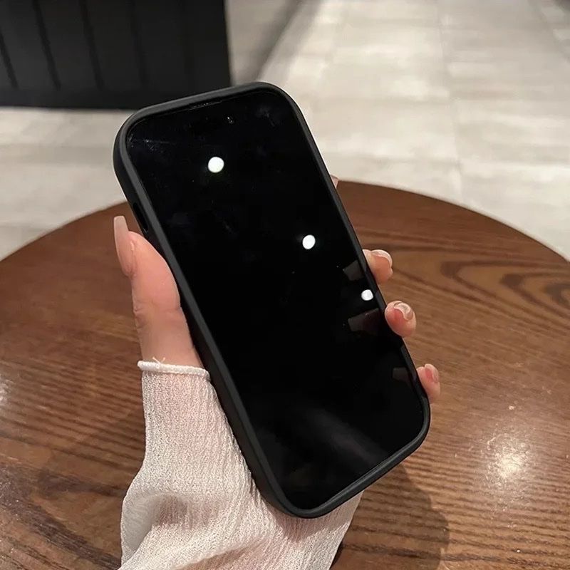 Cover & Protezioni schermo: iPhone 14 Pro Silicon Case Black – Nuovo e nell'imballaggio originale da Zürich venduto da swiss.tech 1