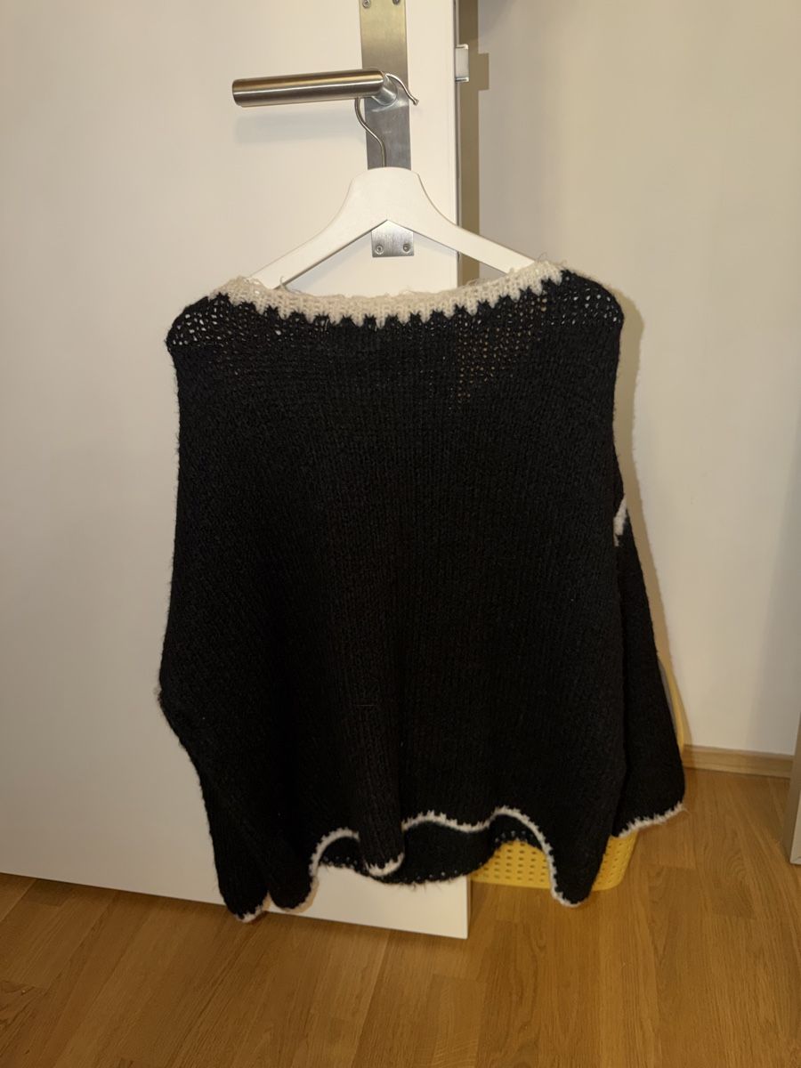 Maglioni & Felpe: Strickpullover schwarz weiss weiter Schnitt – Nuovo (secondo la descrizione) da Rünenberg venduto da Tamara.414 1