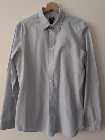 Hemd H&M Grösse M Set aus zwei Stück blau grau