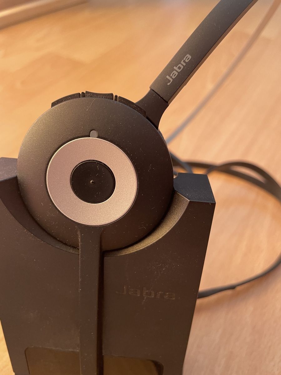 Téléphones: 2 kabellose On-Ear Mono Headset – D'occasion à Köniz par kebu1508 2