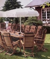 Exklusives umfangreiches Herlag Teak Garten Set