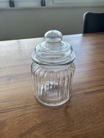 Vorratsglas aus Glas gerippt mit Deckel