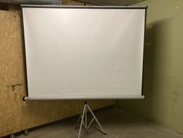 NOBO Stativ-Leinwand, ideal für Präsentationen / Filmabende
