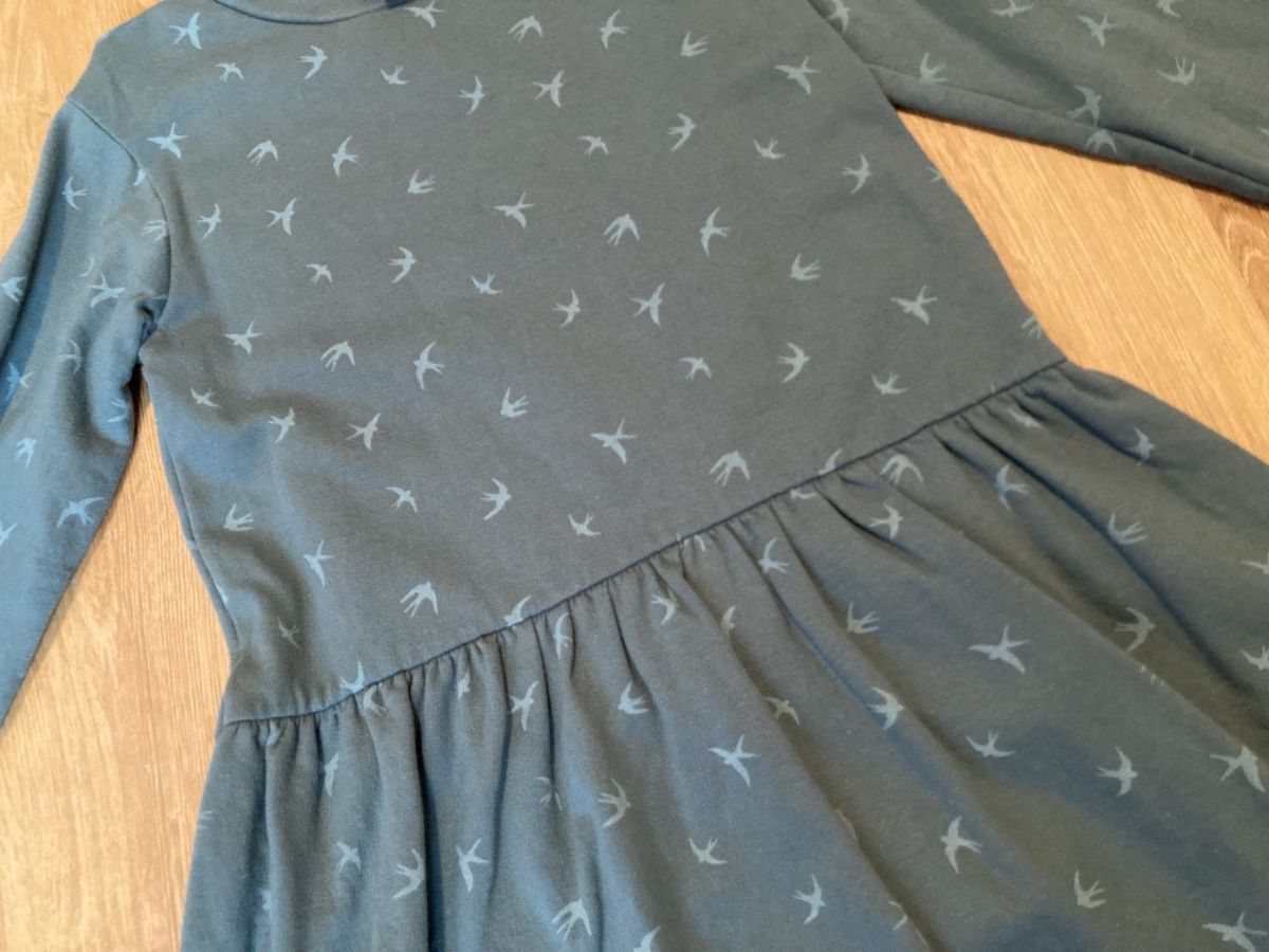 Vestiti & Gonne: Langarmkleid Gr. 128 – Usato da Emmenbrücke venduto da JJ_89 1