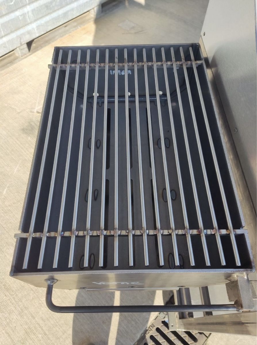 Griglie: Grill / Sommerküche Eigenbau – Usato da ulisbach venduto da efbtr 2