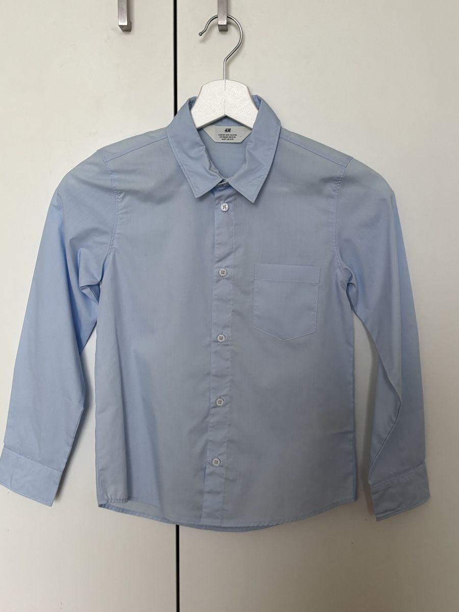 H&M Camicie, T-shirt & Polo: H&M Hemd 134 hellblau – Usato da Wintersingen venduto da Symphoricarpos