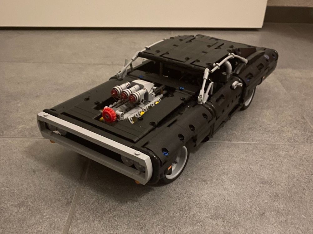 MOC Dodge Charger 