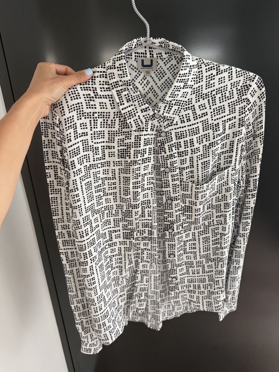 Camicette: Adolfo Dominguez Blouse- Size:36 – Usato da Herrliberg venduto da Tubalp